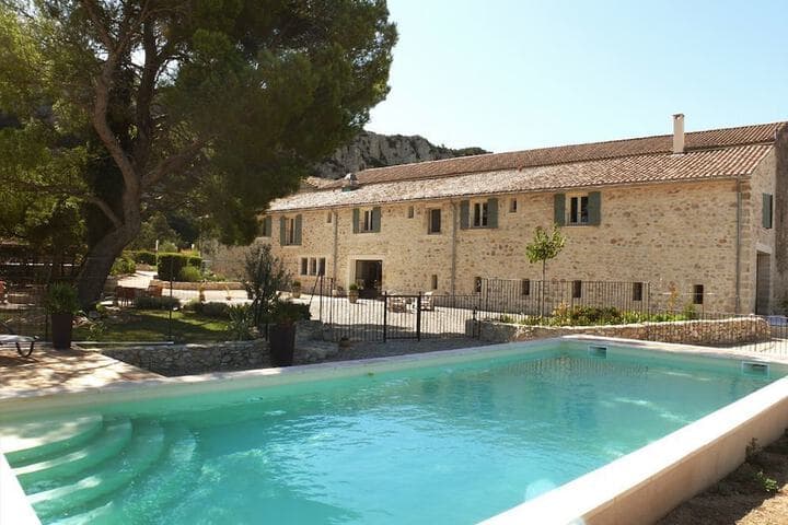 Entre Vigne et Garrigue photo 2