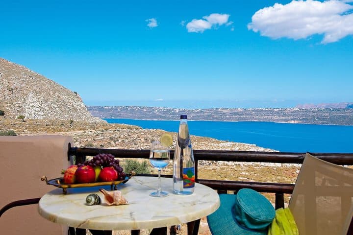 Megala Chorafia destination view
