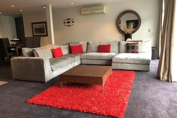 Waimahana Apartment 4 photo 3