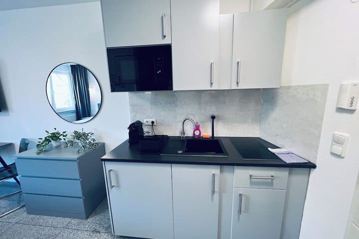 Lipp Apartments photo 3