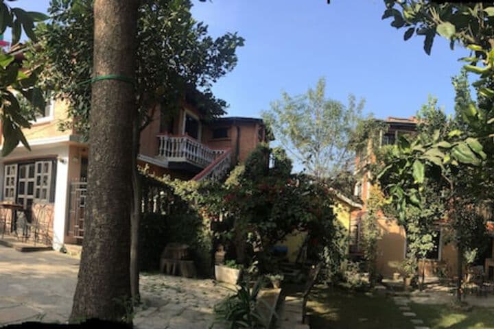 Nasamana Square destination view