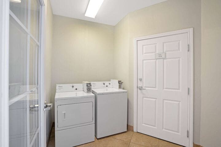 Sonesta Essential Houston Westchase photo 5