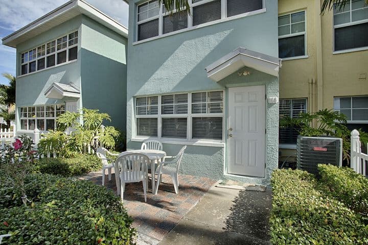 Barefoot Beach Resort photo 4