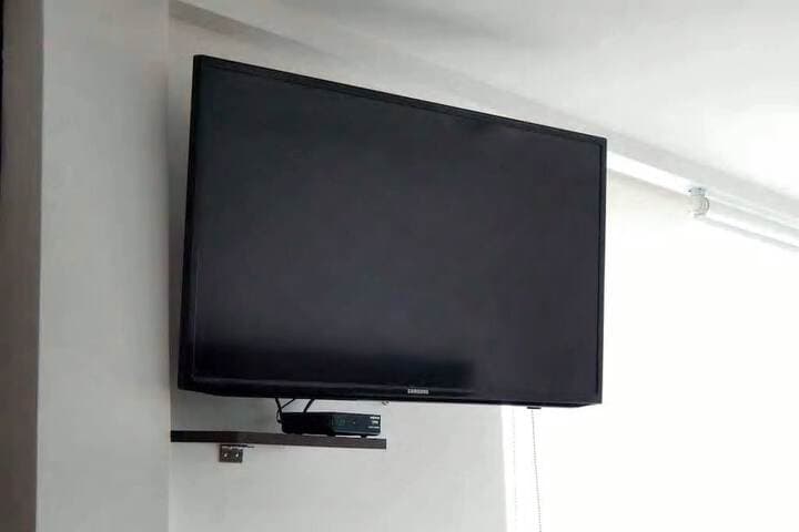 Minimalist Apartment photo 4