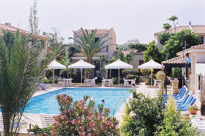 Tavros Hotel Apartments photo 5