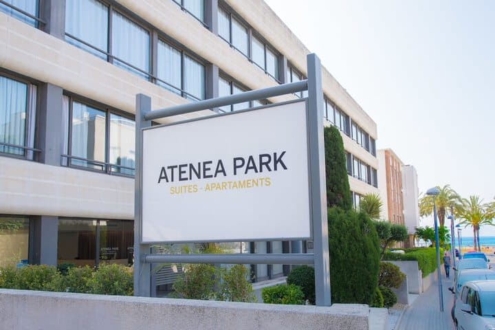 Atenea Park Suites Apartments photo 5