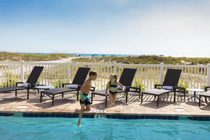 Provident Oceana Beachfront Suites photo 5