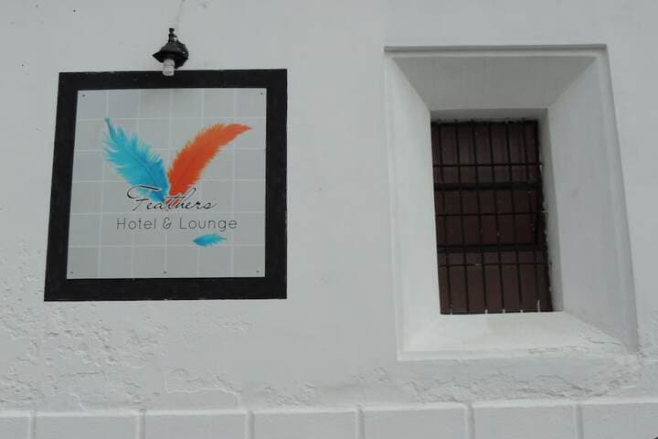 Feathers Hotel&Lounge Hostel photo 5