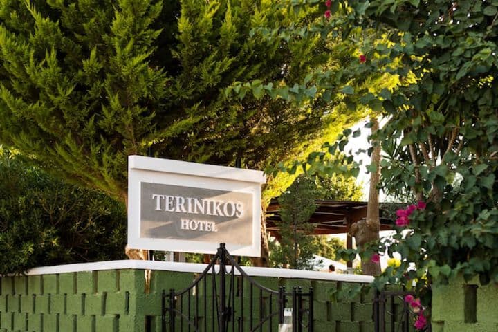 Terinikos photo 2