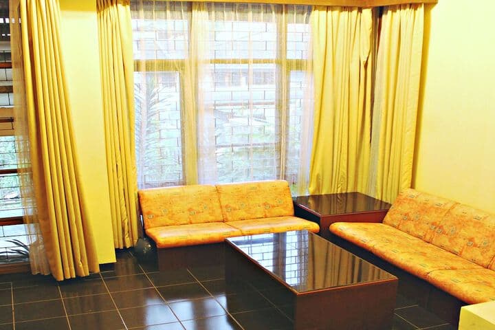 De Orange Pasteur Guest House by HouseinBandung photo 2