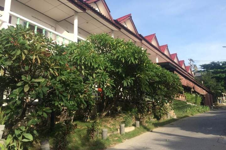 Baan Talay Guesthouse & Dormitory photo 3