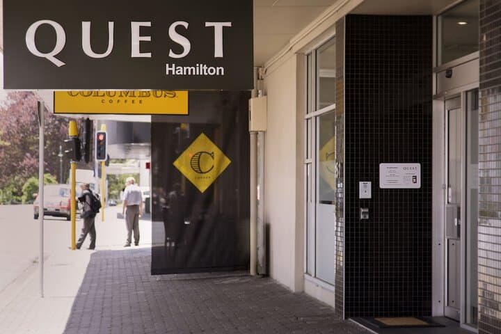Quest Hamilton photo 2