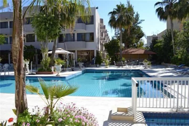Tasiana Hotel Apartments Complex photo 4