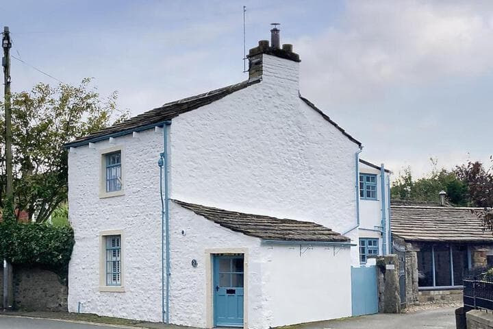 The White Cottage photo 2