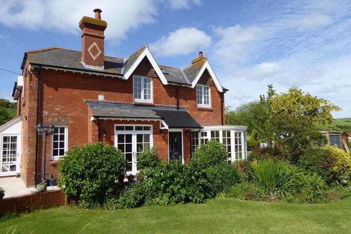 Pump Cottage photo 1