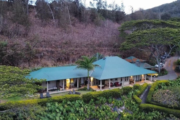 Central Maui destination view