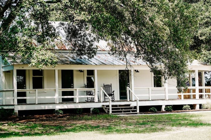 Farmstead Round Top photo 2