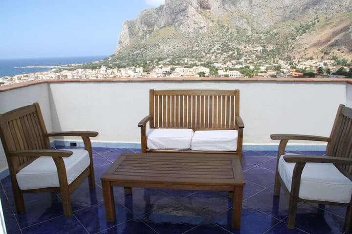 Mama Holiday Rooms photo 3