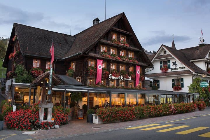 Swiss Chalet Merlischachen Historik Chalet Hotel Lodge photo 3