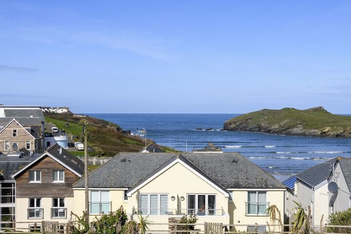 The Beach House & Porth Sands Apartments photo 3