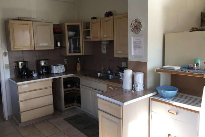 Avenues Hostel photo 4