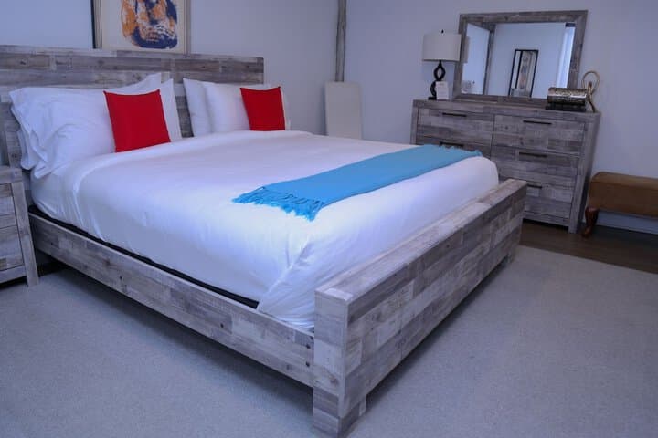 Harpoon House photo 3