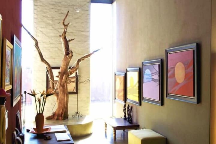 African Moon Corporate House photo 4