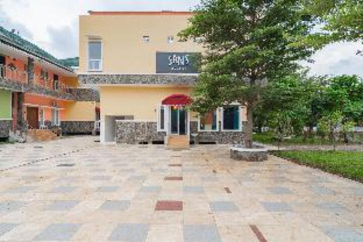 Sans Resort Parung Bogor photo 5