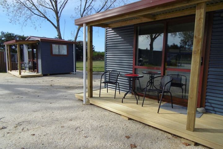 Glenavys Waitaki River Motor Camp Caravan Park photo 3