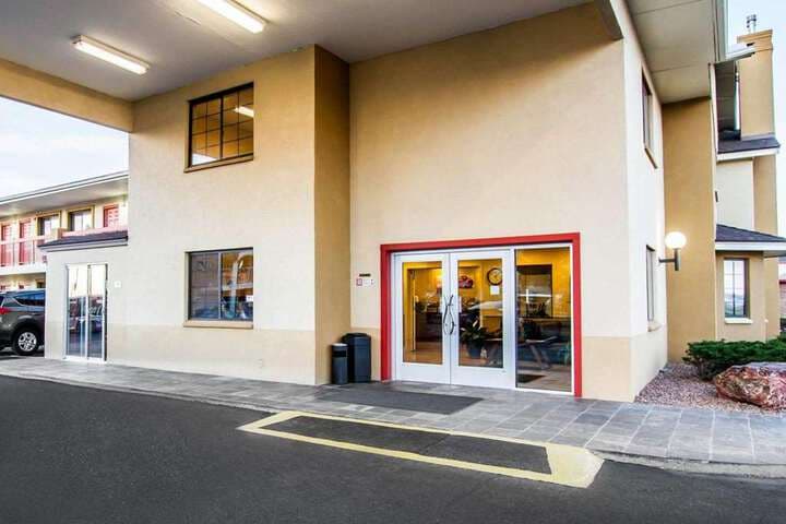 QUALITY Inn HOLBROOK NEAR PETRIFIED photo 5