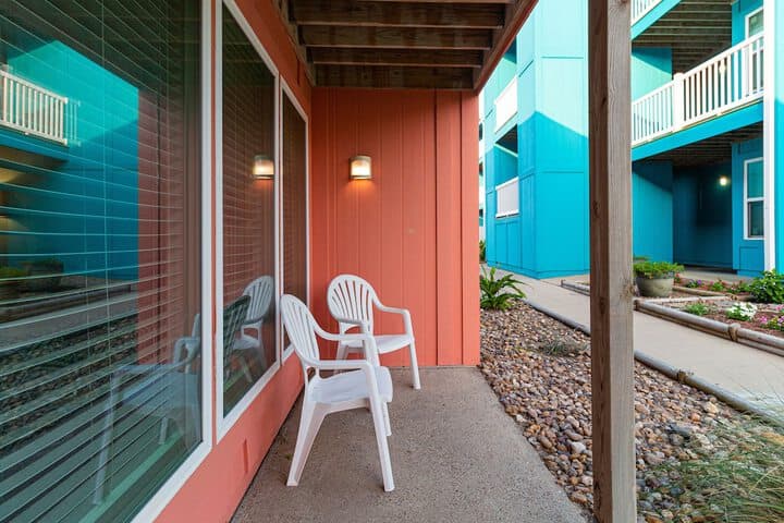 Executive Keys Condominiums on the Beach photo 5
