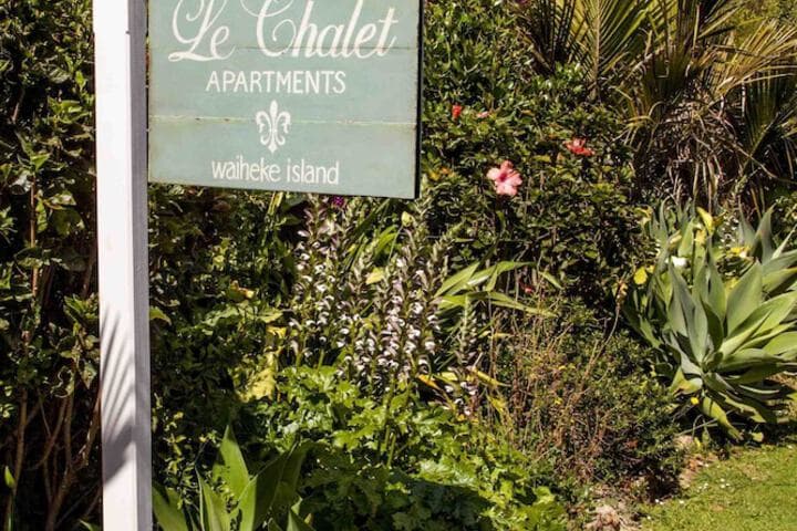 Le Chalet Waiheke Apartments photo 2