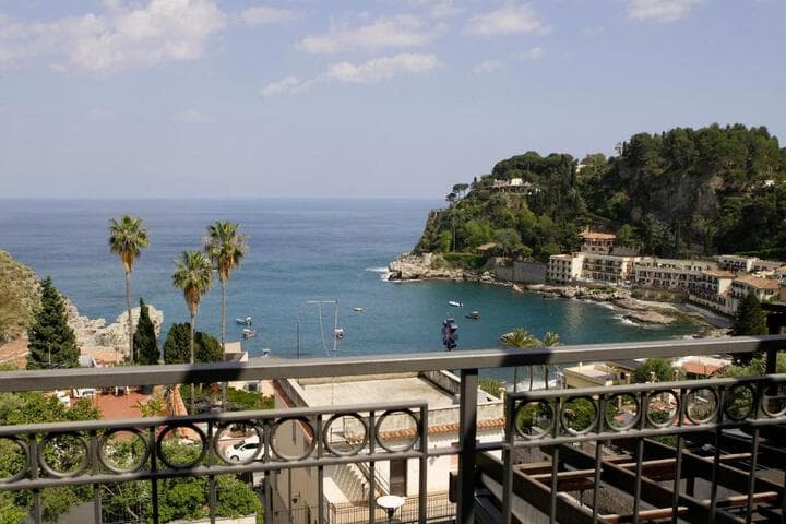 Cottage on the Beach photo 2