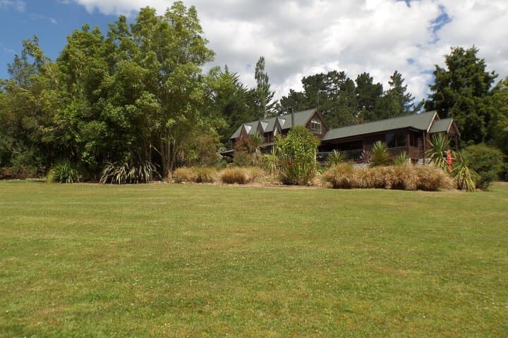 Riverstone House photo 1