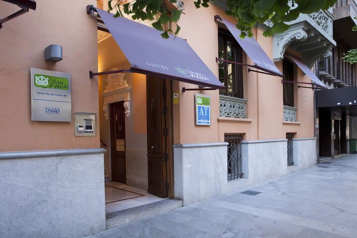 Suites Gran Via 44 Apartahotel photo 5