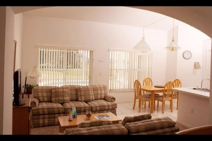 Hunters Creek destination view