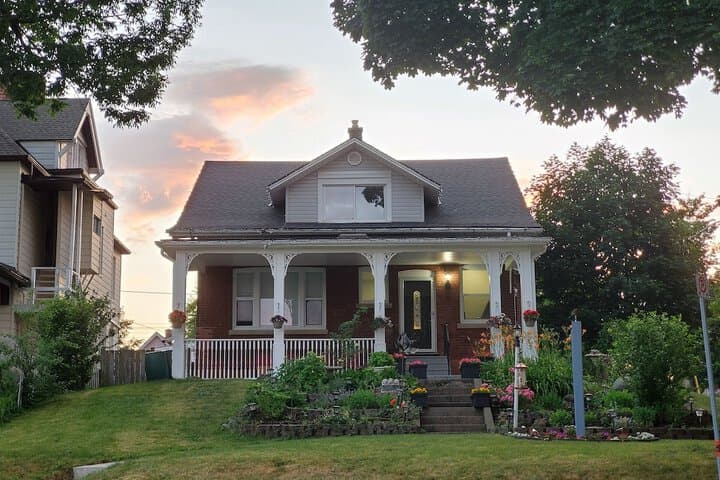 Serene Niagara Inn photo 3