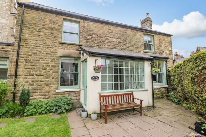 Bank Cottage photo 1
