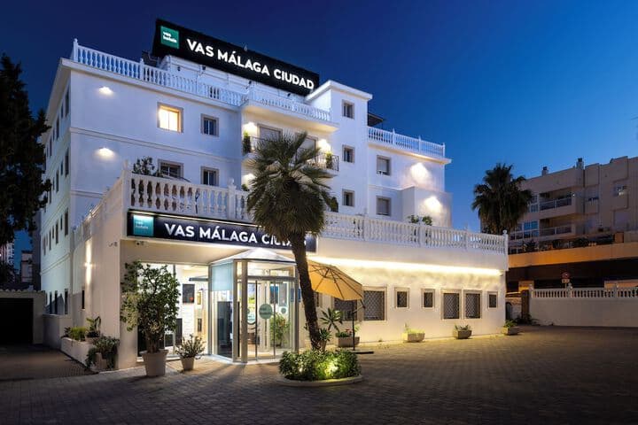 VAS MALAGA CIUDAD photo 2