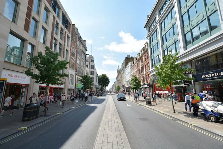 Oxford Street Apartments photo 5