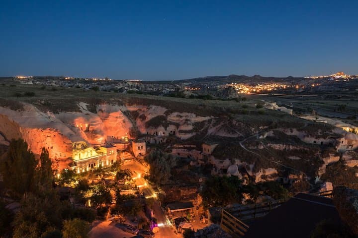 The Village Cave Hotel photo 2