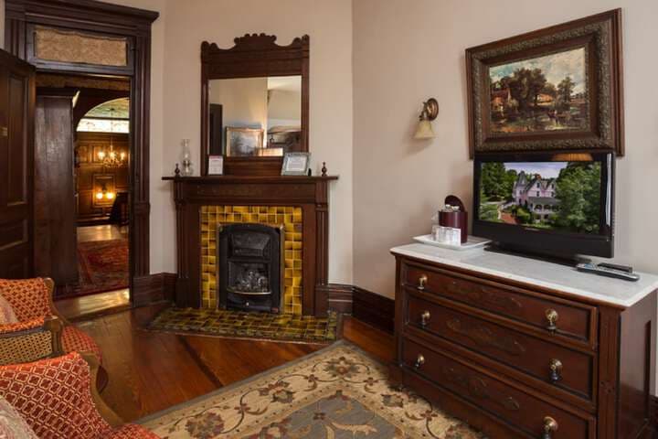 Cedar Crest Inn photo 3