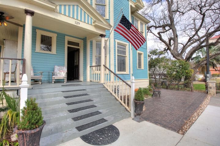 Inn on the Riverwalk photo 3