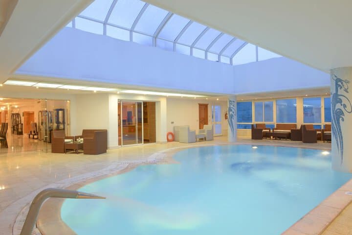 The Penthouse Suites Hotel photo 2
