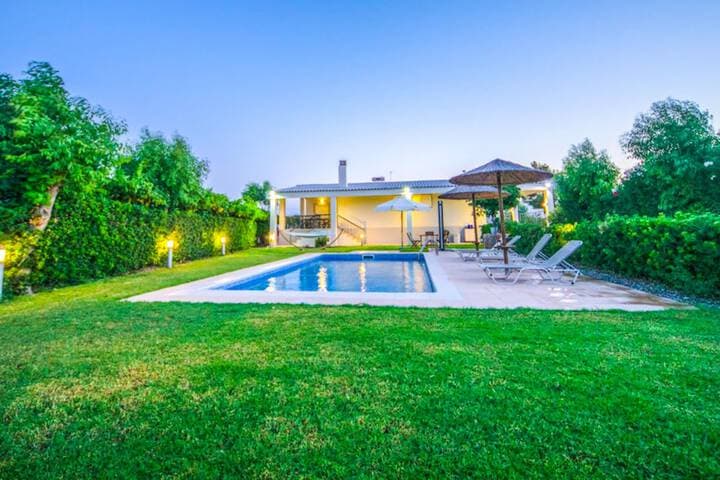 Villa Euphoria photo 1