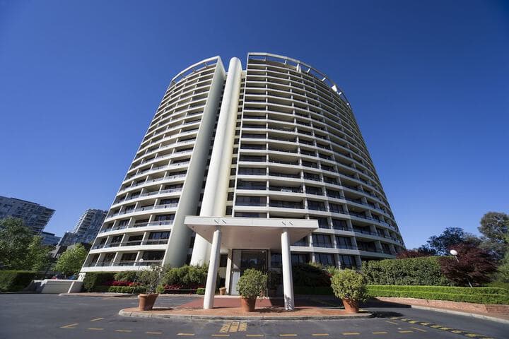 BreakFree Capital Tower photo 3