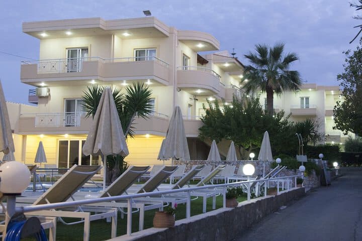 Blue Sky Hotel photo 2