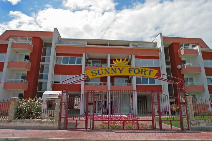 Sunny Fort photo 3