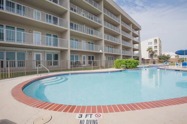 Edgewater by South Padre Condo Rentals photo 3