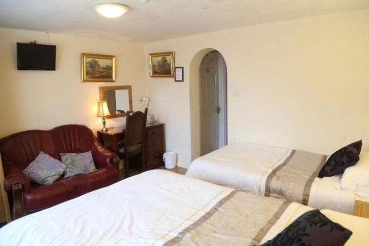 All Seasons Guest House photo 4